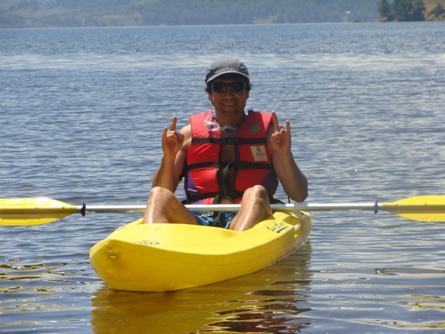 Haciendo kayak en el lago Icalma...